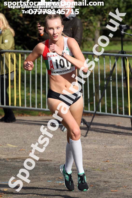 Senior womens 4 stage road relay, 2019 ERRA 6 and 4 Stage Relay and Young Athletes.  Photo: David T. Hewitson/Sports for All Pics
